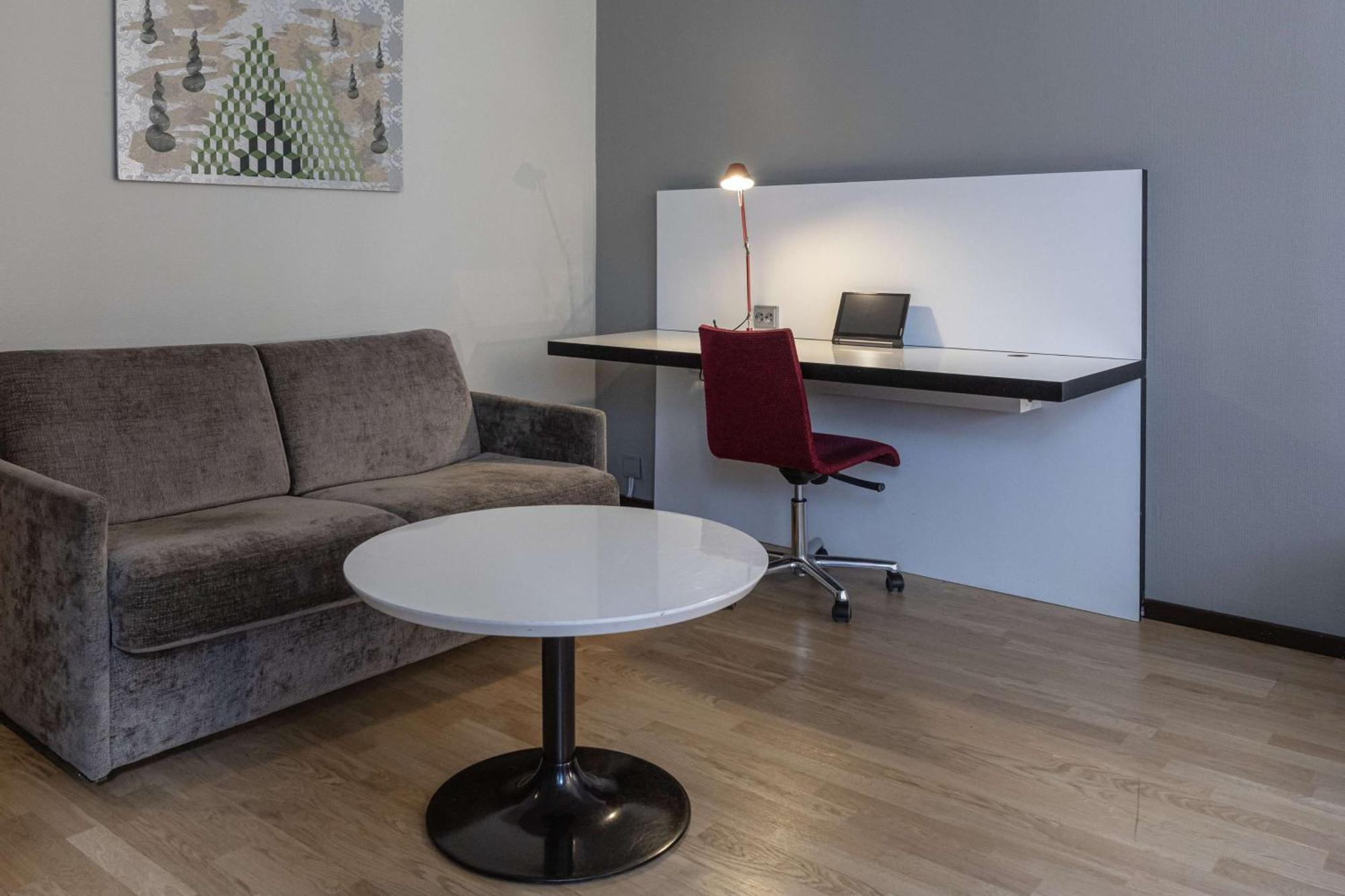 Scandic Kaisaniemi Helsinki Buitenkant foto